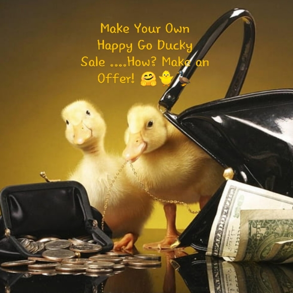 Take a Look!-Offers Appreciated👜👗👡👛 - Picture 2 of 2